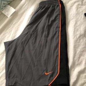 Men’s size XL dri fit basketball shorts